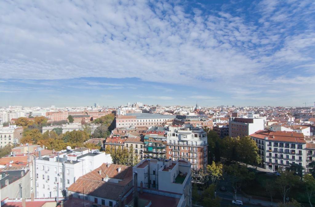 Plaza Espana & Gran Via Daire Madrid Dış mekan fotoğraf